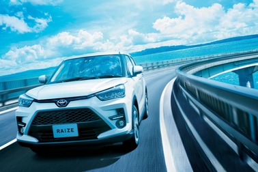 Z(ハイブリッド・2WD)